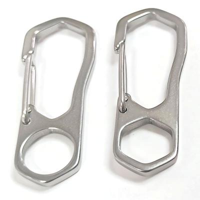 China Hot Selling Metal 304 Stainless Steel Key Chain Hardware Outdoor Anti-rust Accessories Hanging Buckle Stretch Pet Buckle for sale