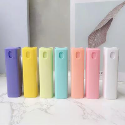 China Cosmetic Liquid Perfume Glass Bottle Empty Portable Sprayer For Water Perfume Alcohol Mist Sprayer Card for sale