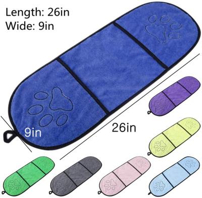 China Viable Quick Dry Dog Grooming Microfiber Pet Towel With Pocket , Pet Cat Bathing Bathrobe for sale