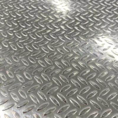 China Double Diamond Aluminum Sliver Mesh Sheet Black Aluminum Diamond Plate Sheets for sale