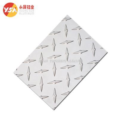 Cina 6.5mm Aluminum Checkered Plate H32 Aluminum Diamond Plate 4x8 Sheet in vendita