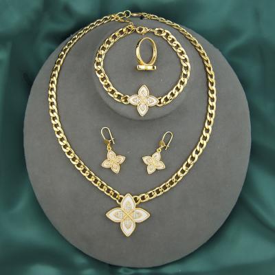 China High Quality Vintage Four Leaf Clover Earrings Zirconia Jewelry Set Multicolor Gold Plated Women Jewelry Set for sale