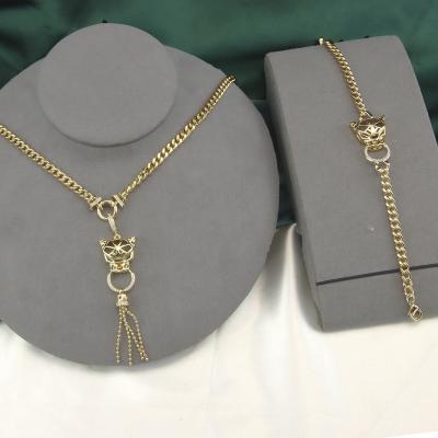 China Vintage Design Leopard Jewelry Set New Dubai Gold Plated Animal Leopard Tassel Necklace Bracelet Jewelry Set for sale