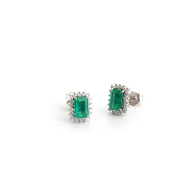 China CLASSIC Simple Small Square Emerald Stud Earrings Lab Grown Diamond Women Earrings 18k Gold Jewelry Soild Gold for sale