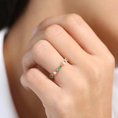 China Real Emerald And Tasty Gold Jewelry 14k Gold Infinity Diamond Ring For Women Christmas Gift for sale