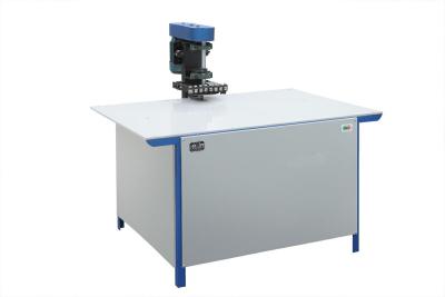 China High components Luggage Cutting Machine in Whole Suitcase Production Line for sale