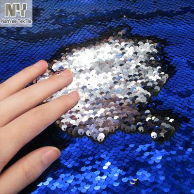 China Double Faced Nanyee Textile 5mm Reversible Mermaid Royal Blue Silver Sequin Fabric for sale