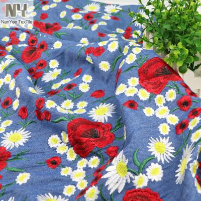 China Nanyee Breathable Textile Red Rose White Daisy Cotton Denim Embroidery Fabric for sale