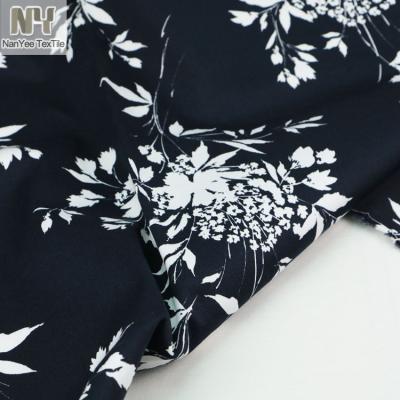 China Nanyee Textile 200GSM Weight Navy Cotton Sateen Digital Printed Fabric Shrink-Resistant for sale