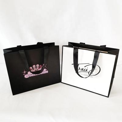 China Handmade Wholesale Custom China Printing Fabric Luxury Tote Bag Paper Bag for sale