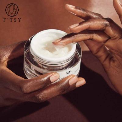 China Private Label Vegan Moisturizing Firming Hydrating Water Face Cream For Skin Care à venda