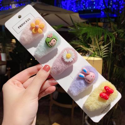 China Wholesale Fashion 6cm Winter Cartoon Plush Hair Accessories Princess Cut Cute Animal Fruit Fur Hairpin For Babies for sale