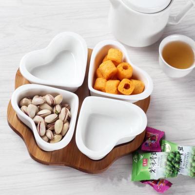 China Ceramic Heart Shaped Freshness Preservation Fruit Lattice Dish Tray Storage Box for sale