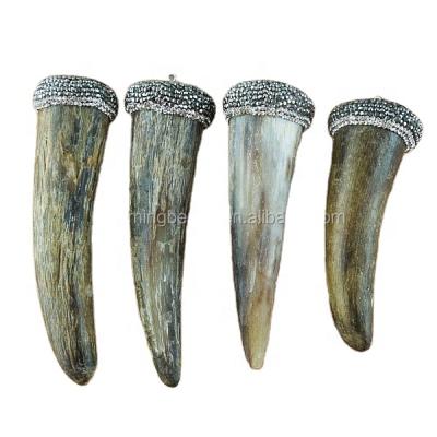 China Hot sale CH-ZAP0823 FASHIONABLE livestock horn pendant pave crystal and natural animal horn pendant jewelry, fashion pendant wholesale for sale