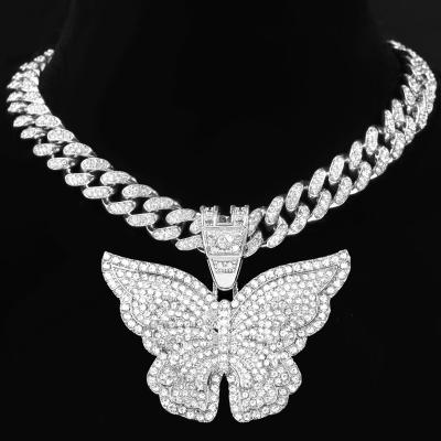 China Hiphop Rapper Rope Chain Necklace with Luxury 3D Diamond Butterfly Hiphop Iced Out Cuban Link Pendant Chain Necklace for sale