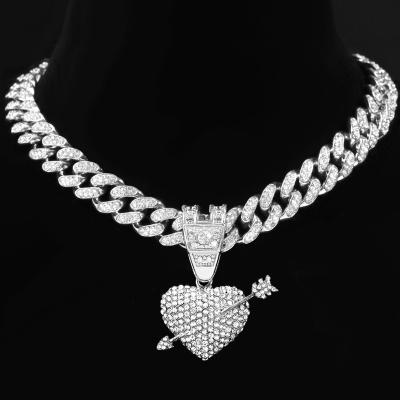 China Hip Hop Heart Rope Hiphop Charm Pendant Necklace Chain Men's Pendant Necklace Men Couples Body Chain Choker Jewelry for sale