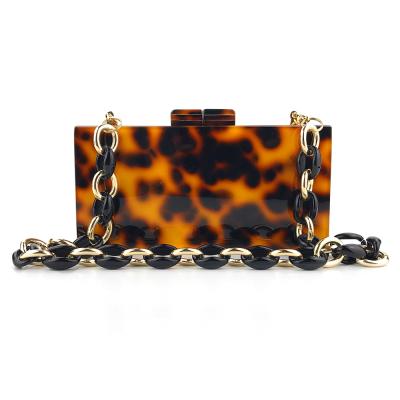 China Durable Casual Leopard Box Clutch Handbags Women Acrylic Bride Clutch Bags for sale