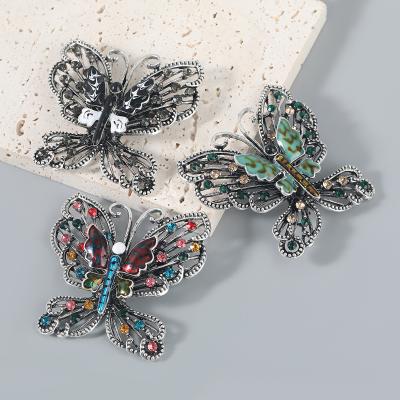 China Alloy Diamond-Studded Rhinestone Butterfly Brooch Girl Pin Cute Fashion Exaggerated Popular Fashion Brooch Accessories for sale