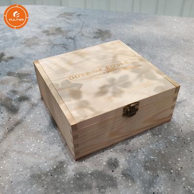 China Handmade custom unfinished pine wood cigar humidor box with lock clasp for sale