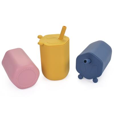 China BPA Free Safe Kids Drinking Cup Silicone Toddler Trainer Baby Trainer BPA Free Silicone Sippy Cups With Straw for sale