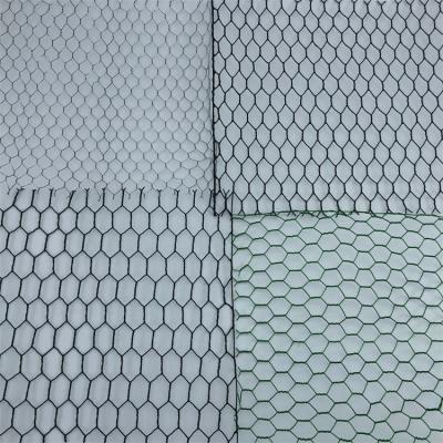 China Heat Insulation Galvanized Hexagonal Chicken Wire Netting Equipment for sale