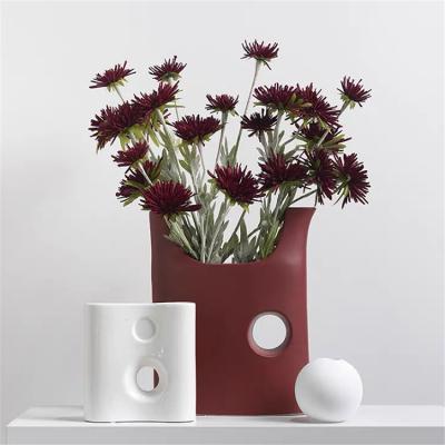 China Hot Selling Minimalist White Red Flower Ceramic Vases Decor Modern Art Craft Ornament Vases For Wedding Centerpiece Decoration for sale