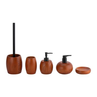 China Accesorios de escritorio de baño de madera marrón Forma redonda Negro Bomba de cepillo de dientes Taza de baño Kit Dispensador de jabón en venta