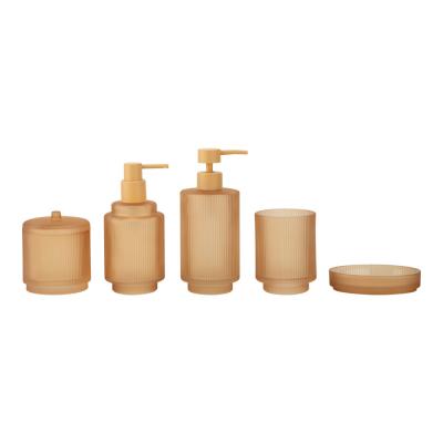 China Frosted Chili Glass Bathroom Accessories Set Round Shape With Vertical Stripe And Small Step Soap Dish For Bathroom Glass Soap Dispenser Cotton Jar for sale