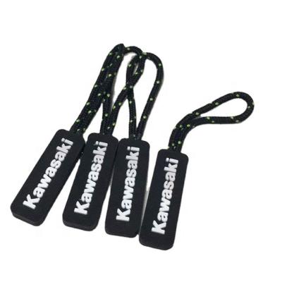 China Eco-Friendly Non-Smell // Non-Toxic No Fade Durable Gifts Zipper With Soft PVC Puller Zipperlanyard Name Card Strap for sale