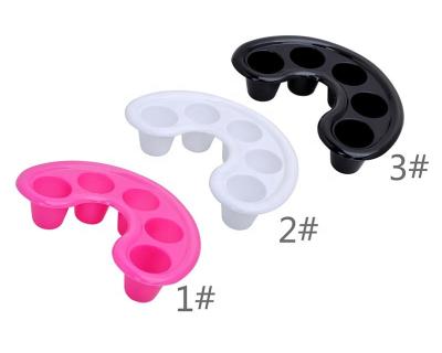 China Convenient Nail Art Remover 5 Holes Finger Treatment Remover Soak Off Bowl Plastic Tray Manicure Tool For Nail Care Use for sale