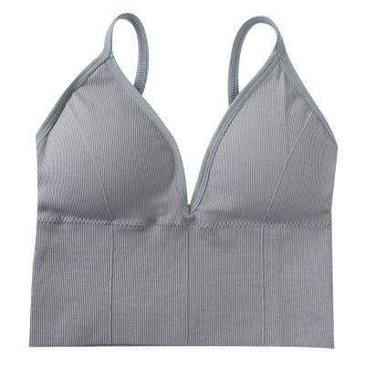 China New style viable Europe and the United States women's chest wireless deep wrap mid-length seamless v back tube top for sale