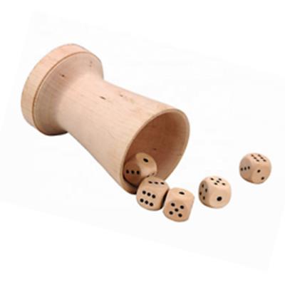 China Luxury Wooden Dice Cup with 5 Die Shaker Cup Dice for sale