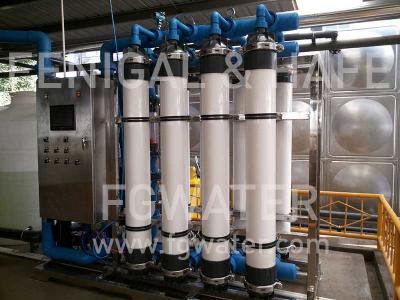 China Sistema da membrana do Ultrafiltration de Purifiier da água com filtro 320TPD do carbono à venda