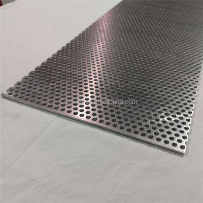 China Factory Wholesale Easily Assembled Perforated Steel Metal Mesh Sheet for sale