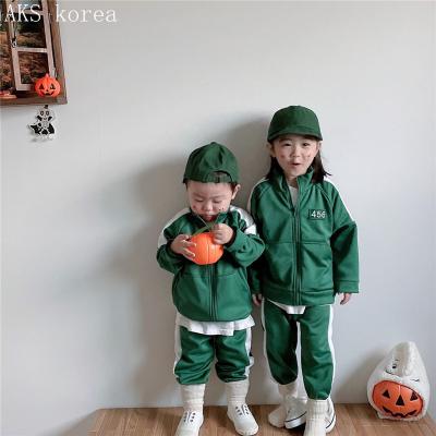 China Wholesale breathable sportswear boys and girls sports style zipper jacket and round neck T-shirt sports pants for sale