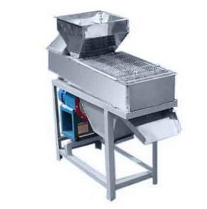 China 200kg per hour automatic peanut peeler machine for client in Nigeria for sale