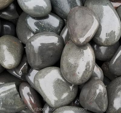 China Garden Landscape Natural Stone Pebble Stone for sale