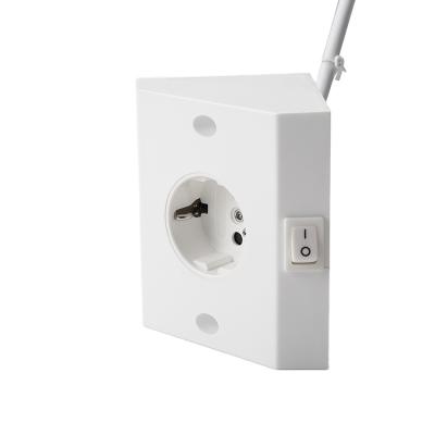 China Indoor Durable Using Low Price Universal Wall Lamp Single Socket With On / Off Switch for sale