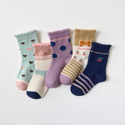 China New Toddler Ruffle Baby Socks Fluffy Warm School Wholesale Cute Teen Girls Breathable Socks for sale