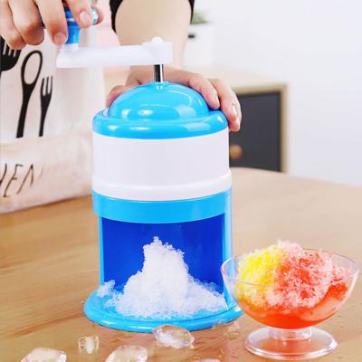 China Outdoor Portable Manual Blue Plastic Ice Chopper Manual Ice Crusher For Home for sale