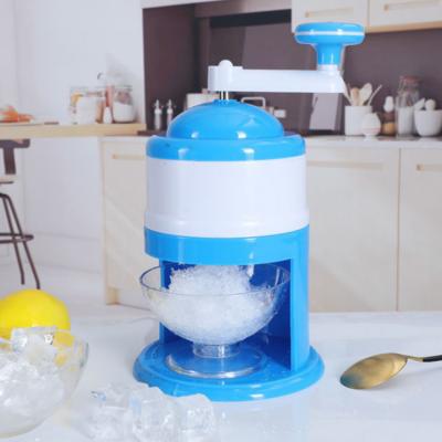 China Outdoor Blue Plastic Manual Ice Chopper Home Mini Countertop Ice Cube Crusher and Crusher Maker for sale