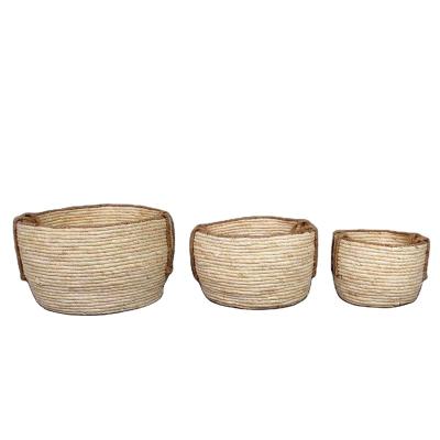 China Eco-Friendly And Cheap Sustainable Cattail Rope Woven Vegetable Plankton Storage Basket for sale