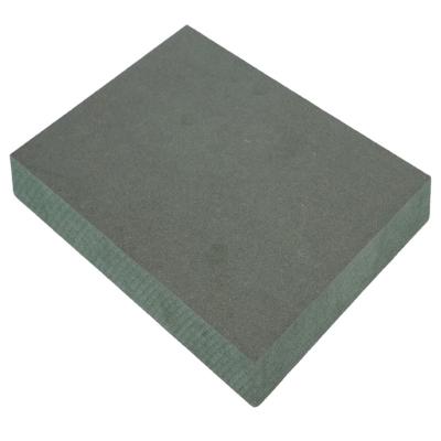 China Moisture proof laminated 18mm green waterproof MDF board / HMR MDF for sale