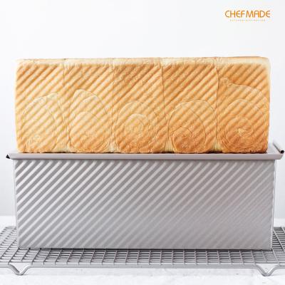 China Sustainable Bread 1000g Non-stick Corrugated Corrugated Pan Aluminum Loaf Pan With Cover for sale