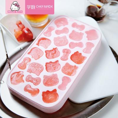 China Wholesale Viable Cute Reusable CHEFMADE Silicone Easy-release Silicone Ice Cube Mold Tray Flexible Tray With Lid for sale