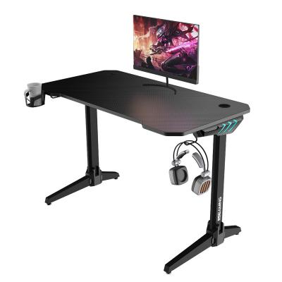 China (Size) Morden Design Appearance Adjustable Home and Office Furniture with Led Gaming Club Desk for sale