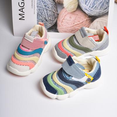 China Round Fashion Kids Outdoor Sports Sneakers EVA High Quality Colored Breathable Mesh Shoes for sale