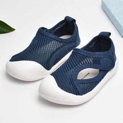 China Flat Bottom Soft Bottom Sandals for Boys and Girls Summer Mesh Lightweight Casual Kids Sandals for sale