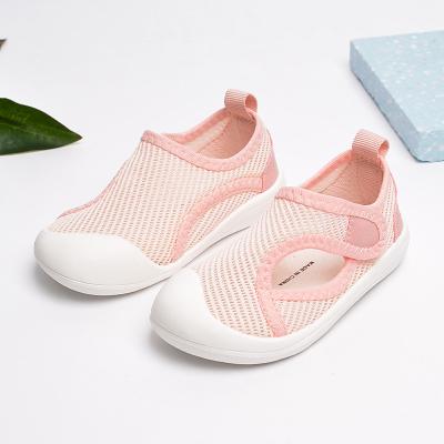 China Kids Flat Lightweight Mesh Sandals Summer Casual Soft Bottom Sandals For Boys And Girls for sale