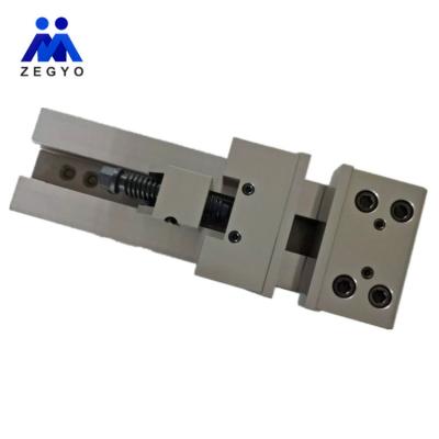 China Machining Centers Precision Fast Cross Sliding Universal Vice Vise Modular Vises GT120 165 Fangzheng 20crmnti HRC58-62 0.005mm/100mm NC; SHN Handbook for sale